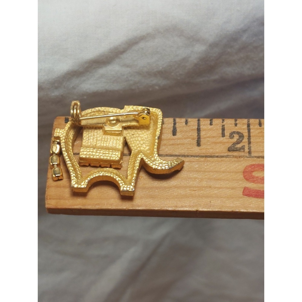 Elephant Brooch Pin Lucky Animal Figural Costume Vintage Gold Tone Rhinestone - Picture 6 of 8